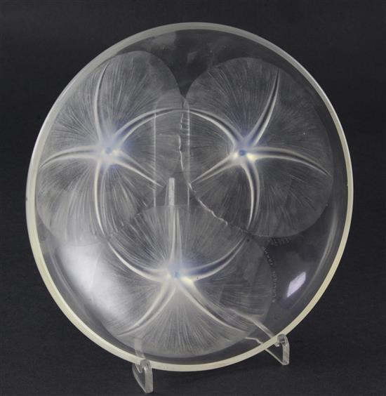 A Rene Lalique Volubilis pattern opalescent glass bowl, 21.5cm